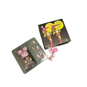 [SIGNED 45/50] Dalek x UnheardOf F&F Space Monkey (Pink)